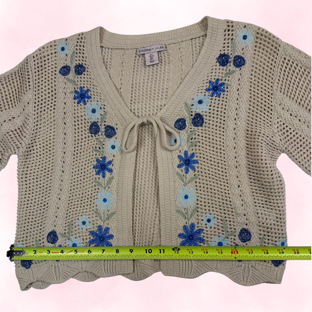 Sincerely Jules Women's Cream Crochet Floral Embroidered Cropped Cardigan – Size L